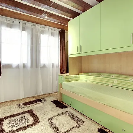 Ca' Patrizia Apartment